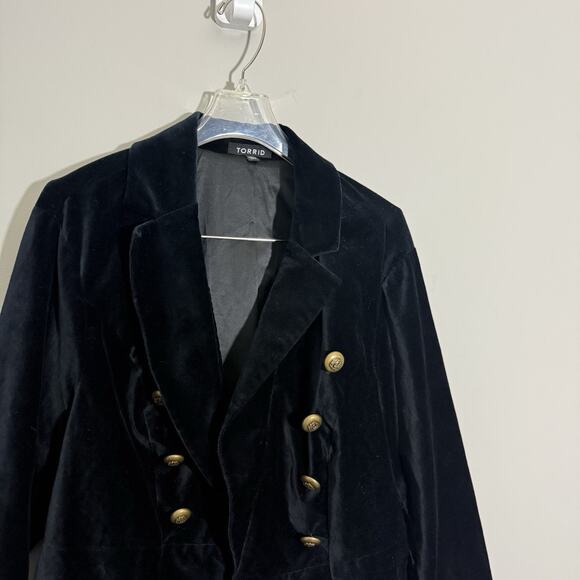 Torrid Plus Size 2X Black Velvet Military Blazer Jacket Good Buttons - Picture 2 of 5